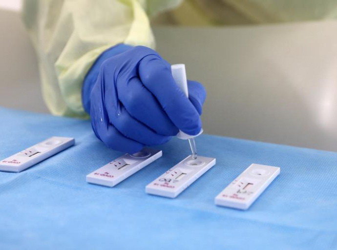Σε 65 σημεία δειγματοληψίας τα rapid test την Παρασκευή
